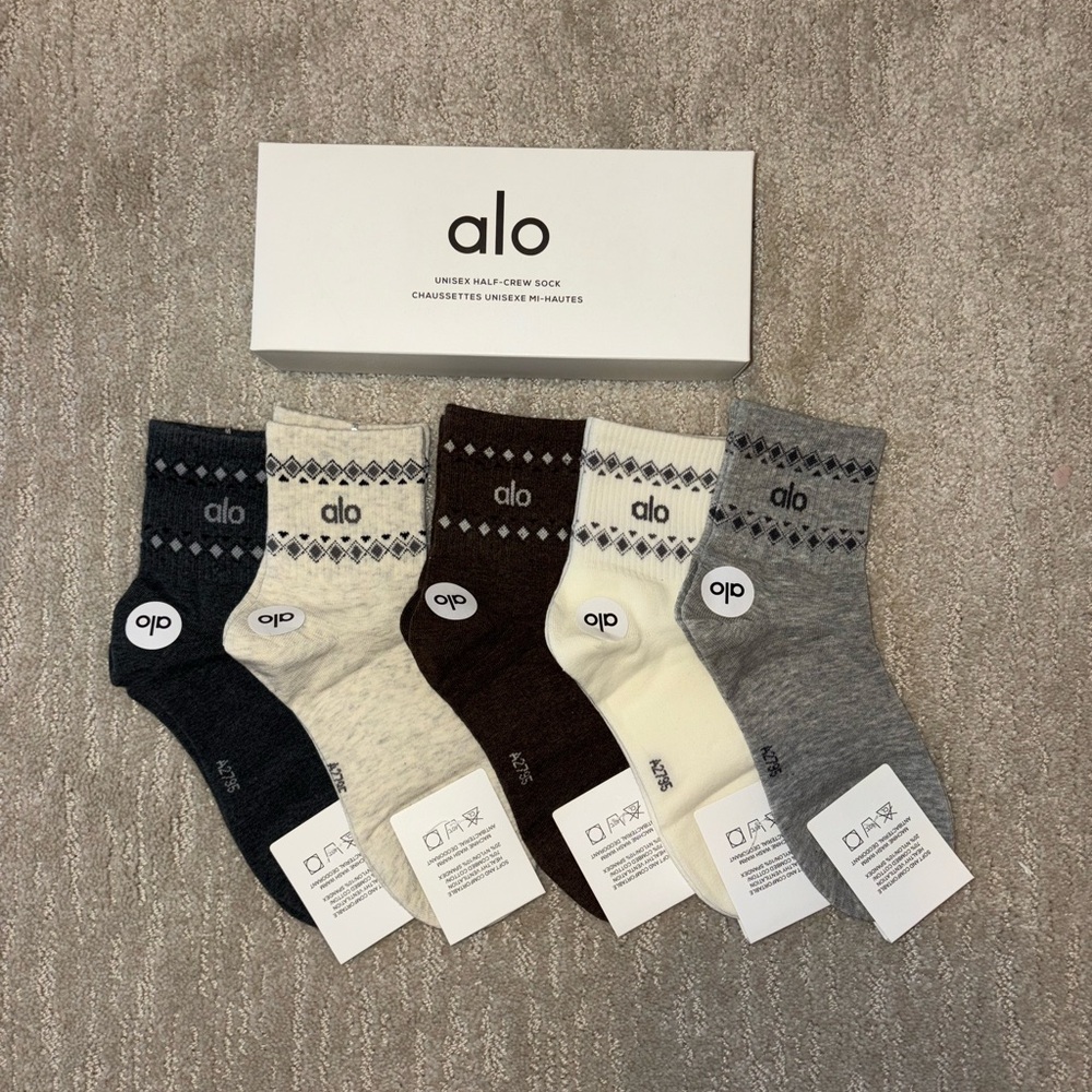 ALO Yoga Assorted Socks - Black, Cream, Brown, Gray